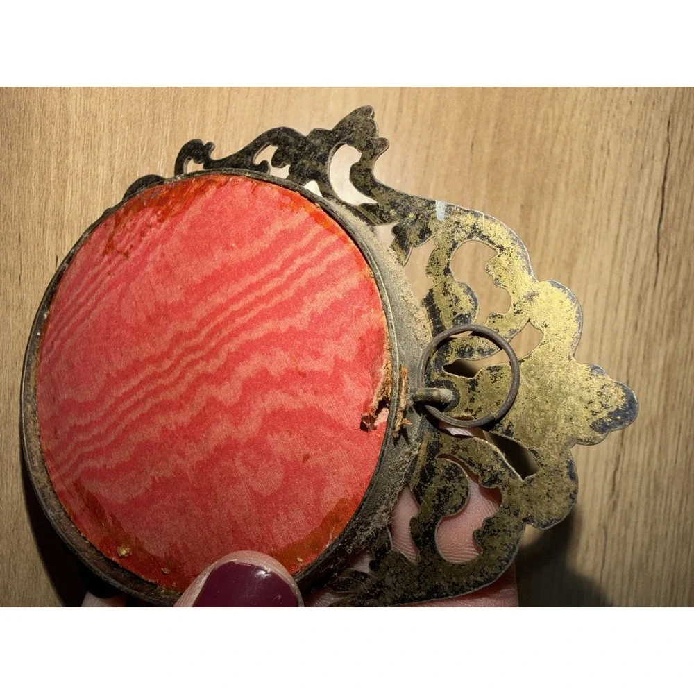 Vintage Oval Picture FLORAL Victorian Metal Frame wall Hanging